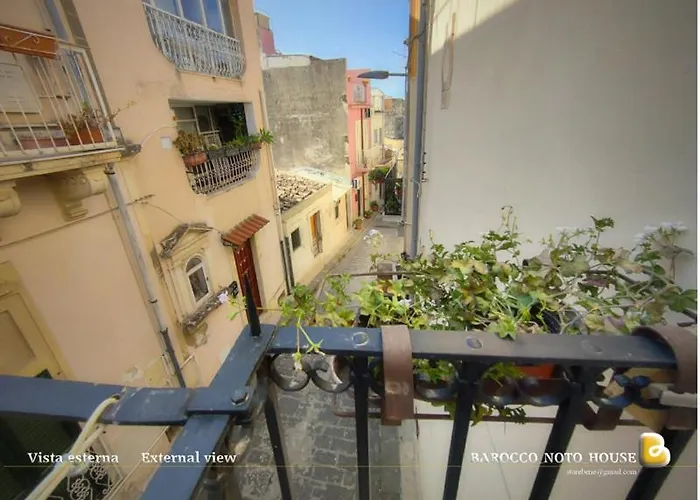 Vakantiehuis Barocco House *